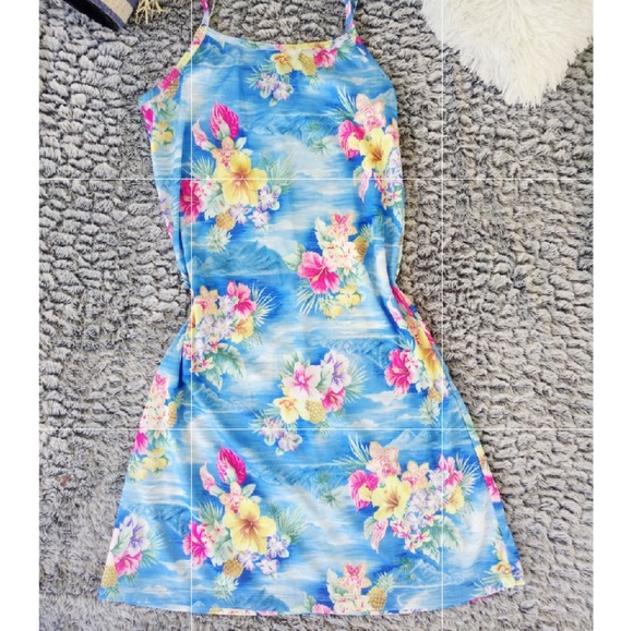 Madalana Beach Cover Up Dress Size S - Picture 2 of 2